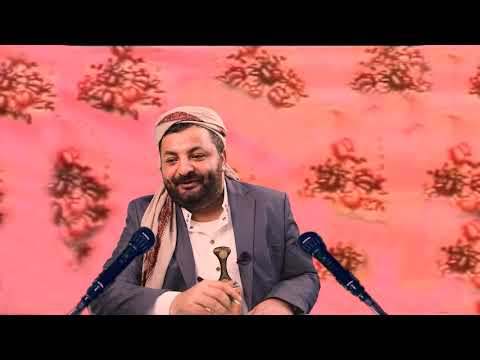الحاوري يقلد حسين بدر الدين الحوثي