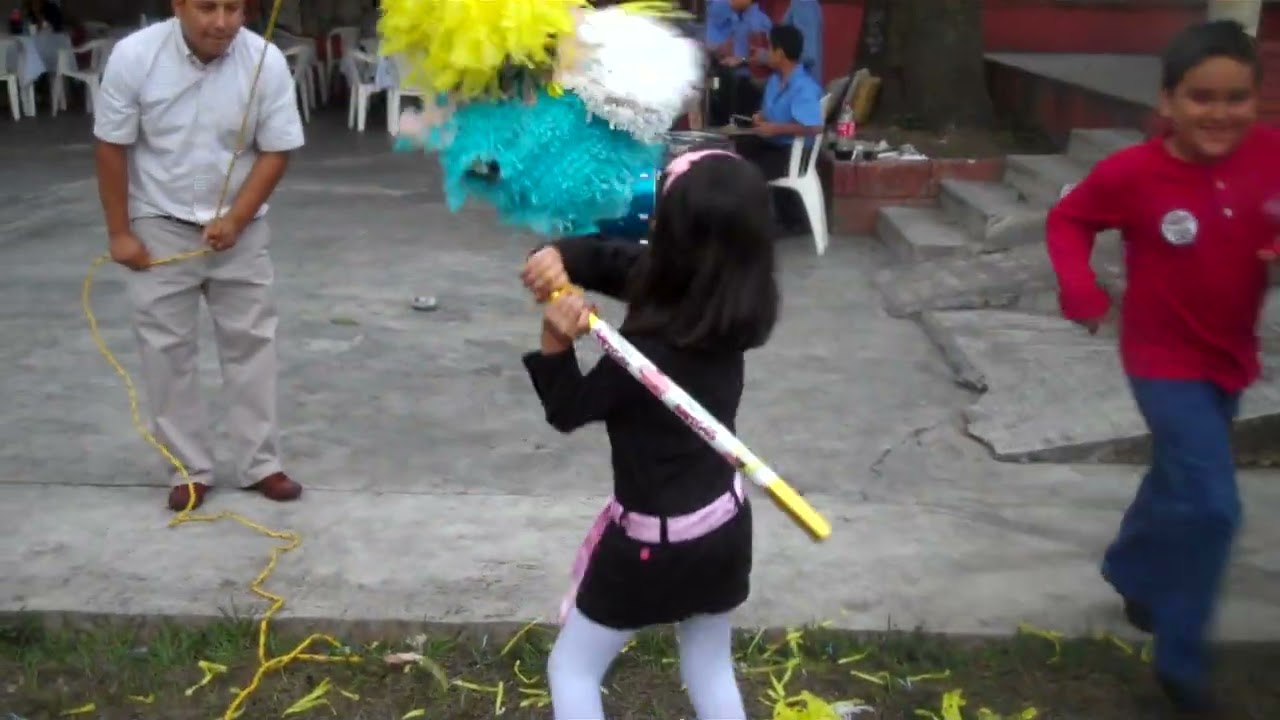 Piñata Bautizo Héctor