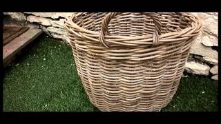 HUGE VINTAGE CANE WICKER WILLOW RUSTIC LOG BASKET,DOG FIRE BASKET,LOG BURNER,FIRE GRATE