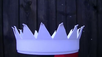 The Scrumper - Upcycling king pot noodle tub for scrumping apples