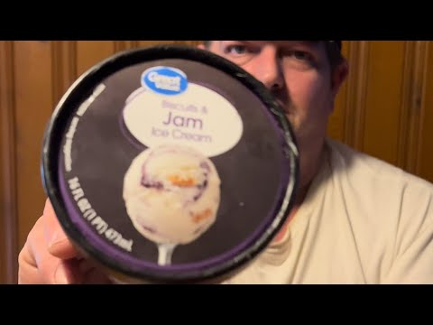 Biscuits x Jam Ice Cream Taste Test Review