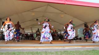 La danse Akonhoun du Ballet National du Bénin