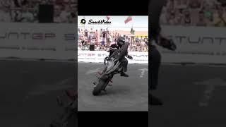 Stunts in bike #shorts #bike