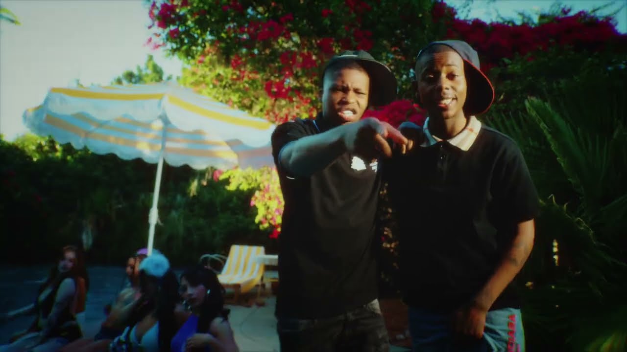 Watch Beezy2Janky x 4Legenkdary - MR. DON (Official Music Video) Dir. @stackingmemories6564 on YouTube Watch Beezy2Janky x 4Legenkdary - MR. DON (Official Music Video) Dir. @stackingmemories6564 on YouTube