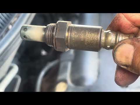 2006 corolla  ce o2 sensor  upper stream   old sensor # 89467  02020 denso    subsc ? me