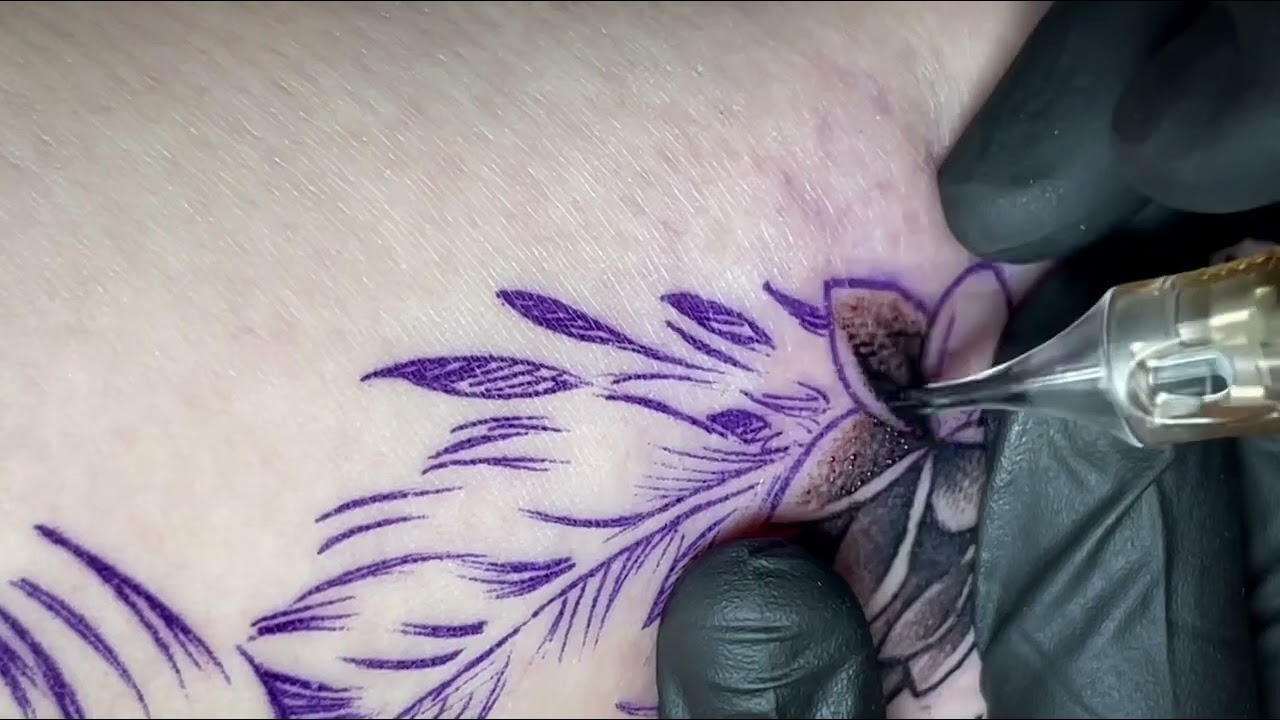 Feather Tattoo | Real speed tattooing