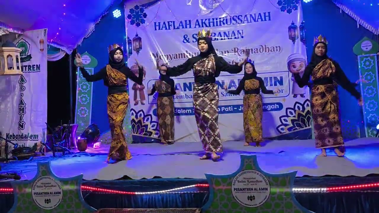 Penampilan Santriwati 3