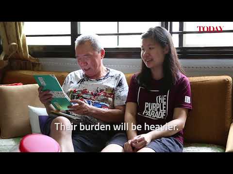 Uncle's support spurs blind erhu player to keep giving her best