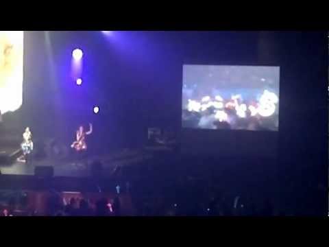 TWINS - 小酒窝 @ Arena of Stars, Genting 9/6/2012