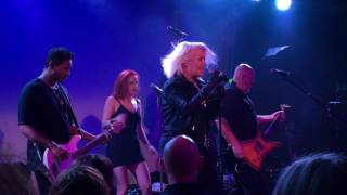 Kim Wilde - Stone - live in Adelaide 12 Nov 2016