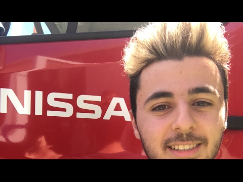 Jugando con Nissan en el Automobile Barcelona - Jugando con Nissan en el Automobile Barcelona
