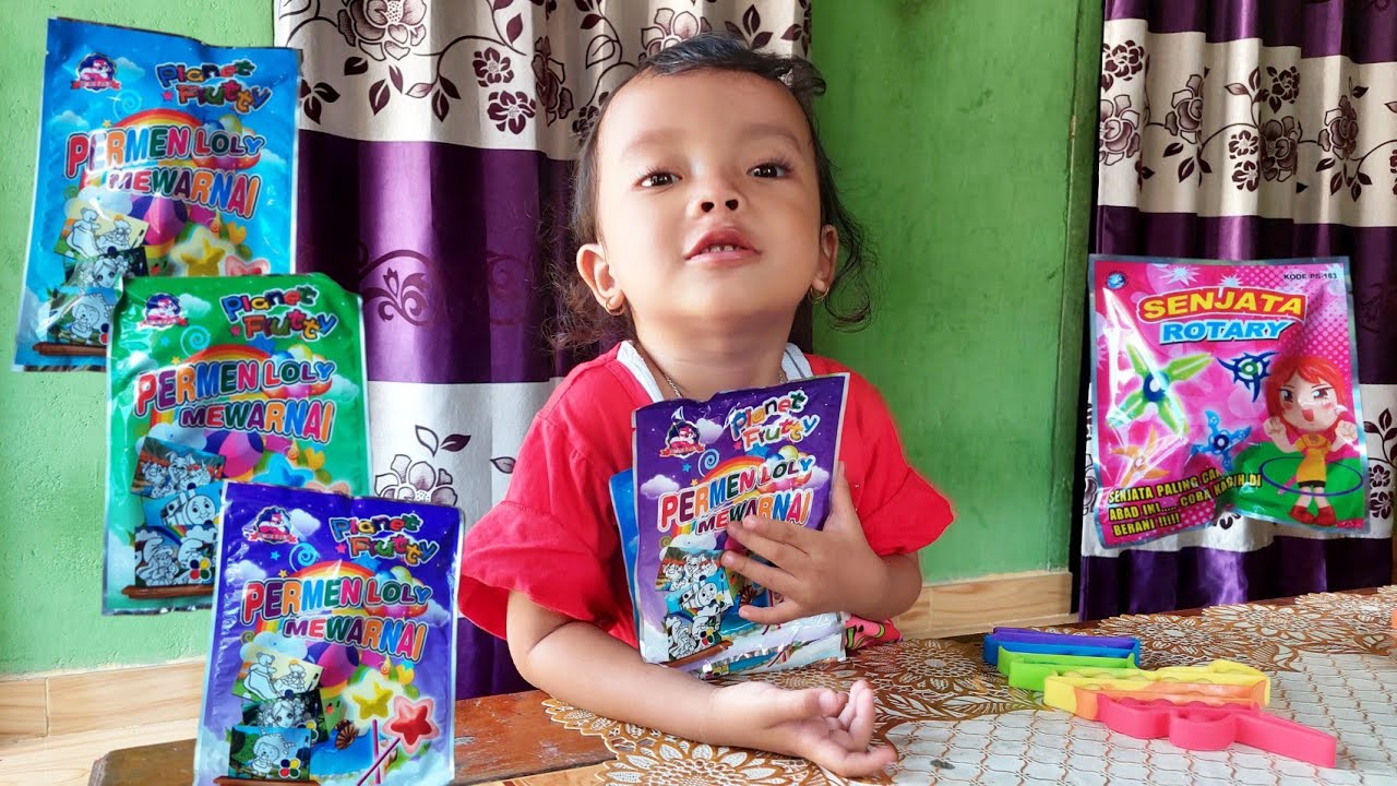 Unboxing Jajanan Unik Murah Meriah 1000an💕,Dapat Hadiah Kertas Mewarnai|Alifa Comel