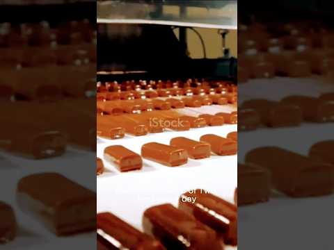 Watch How Twix Bars Are Made In 35 Seconds Factorybite Shorts 