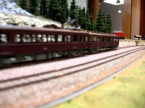 鉄道模型　阪急１００系（P-6)　１/８０　１６番レイアウト走行風景　３