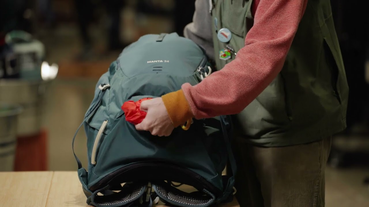 Preview of Osprey Manta 34 Hydration Pack - Men's Video
