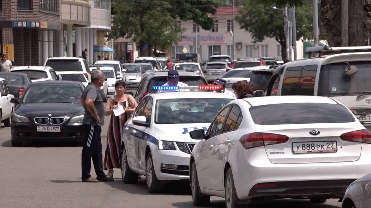 Парковаться на машине