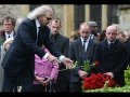 Robin Gibb (Bee Gees) Funeral A Final Farewell (1/2) - I Started A Joke [ CC ]