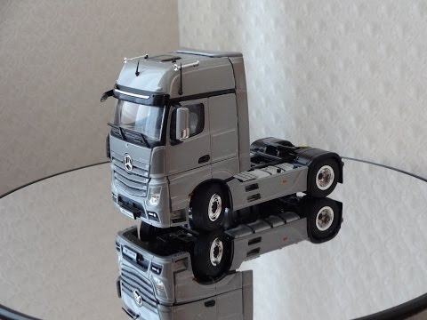 Mercedes-Benz Actros FH25 GigaSpace 1:50 NZG Modelle