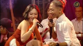 Della Monica -  WAKTUKU KECIL -  Raxzasa Music