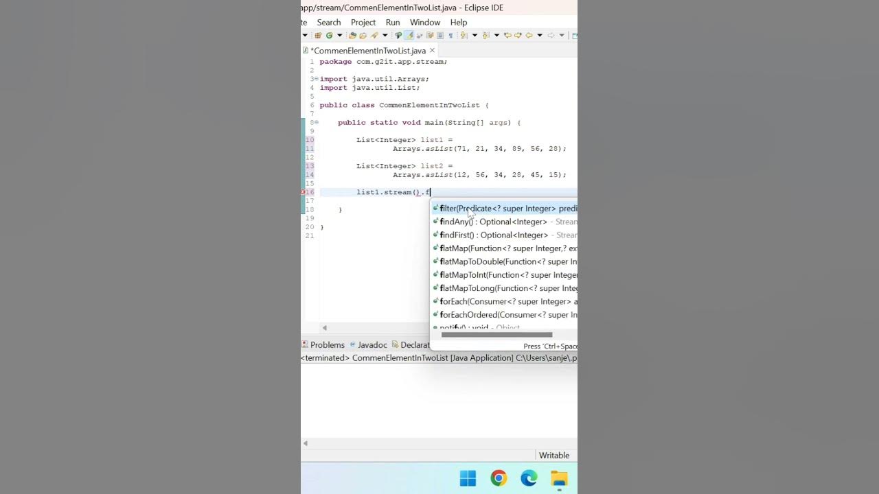 Find common elements into two list - YouTube