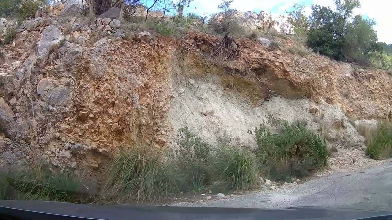 Driving up to Es Verger