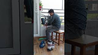 split AC leakage check out and gas charging trending shorts viral ac work#splitac #actechnician