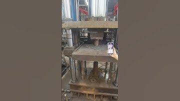 mineral block press machine.how to make salt block ?#hydraulicpressmachine