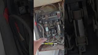 Always Verify Voltage ⚠️#hvac #hvaclife #hvactechnician #dfwhvac #airconditioning #electrician