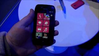 Nokia 710 на Nokia World 2011