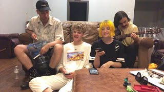 Video thumbnail of "Tessa Violet and daysormay singing Role Model acoustic :)"