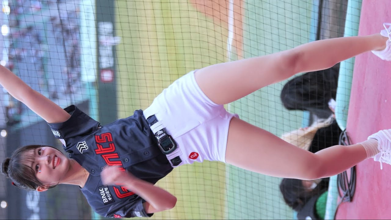 오효정 치어리더 250327 직캠1 응원 롯데 자이언츠 (Oh Hyojung Cheerleader 250327 Fancam1 Cheering Lotte Giants)