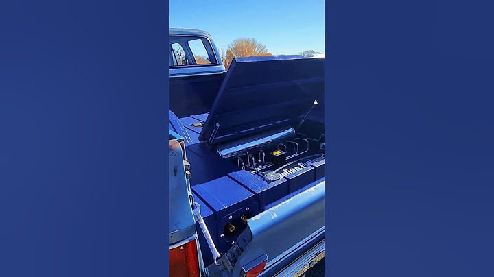 Slammed & Styling this 1987 Chevy Silverado dually is badass #car #truck #chevy #shorts #youtube