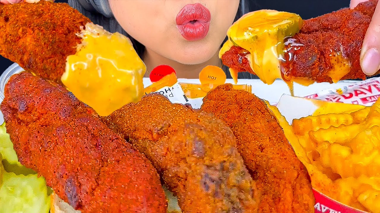 EATING DAVES HOT CHICKEN REAPER TENDERS | MUKBANG | EATING | FOOD