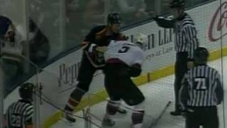 Christoph Schubert vs Chris Gratton Nov 24, 2006