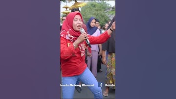 Thumbnail of GOYANGAN NIA DIRGHA SUNGGUH ASYIK #laguterbaruiramadopang #randumalangchannel #iramadopangterbaru