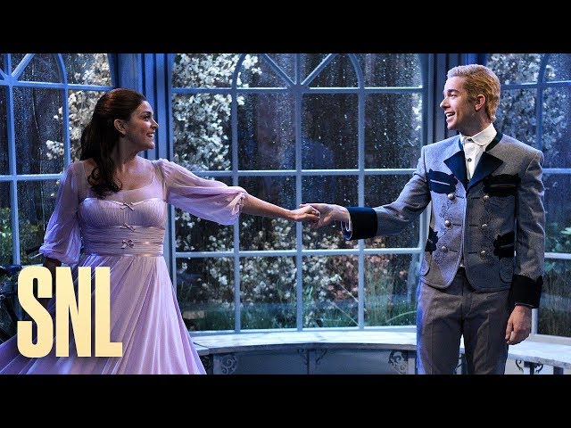 Sound of Music: Rolf and Liesl - SNL class=