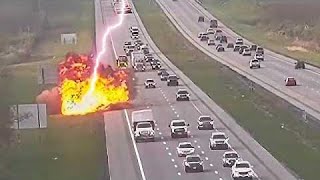 50 Incredible Lightning Strikes Caught on Camera