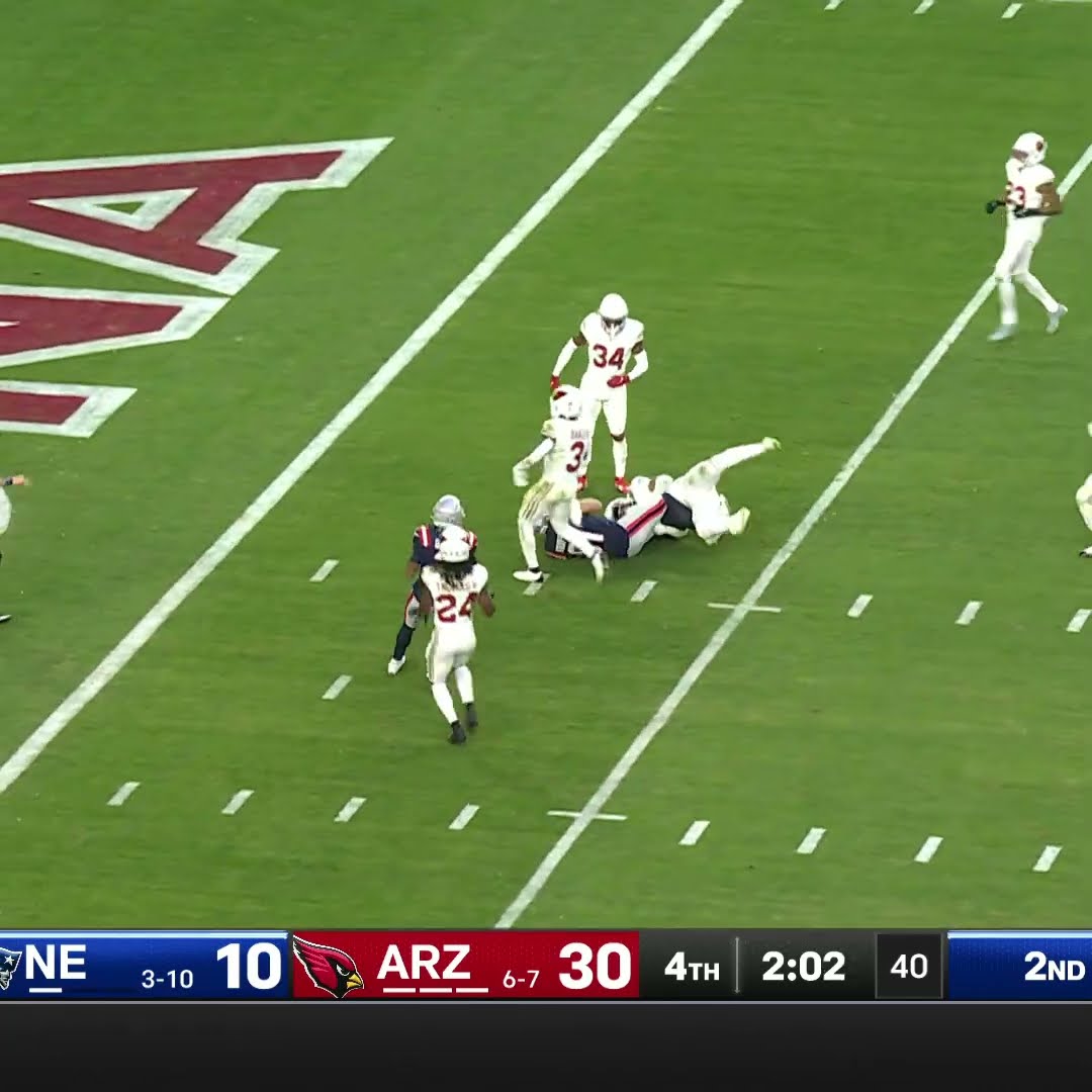 Austin Hooper catches for a 26-yard Gain vs. Arizona Cardinals