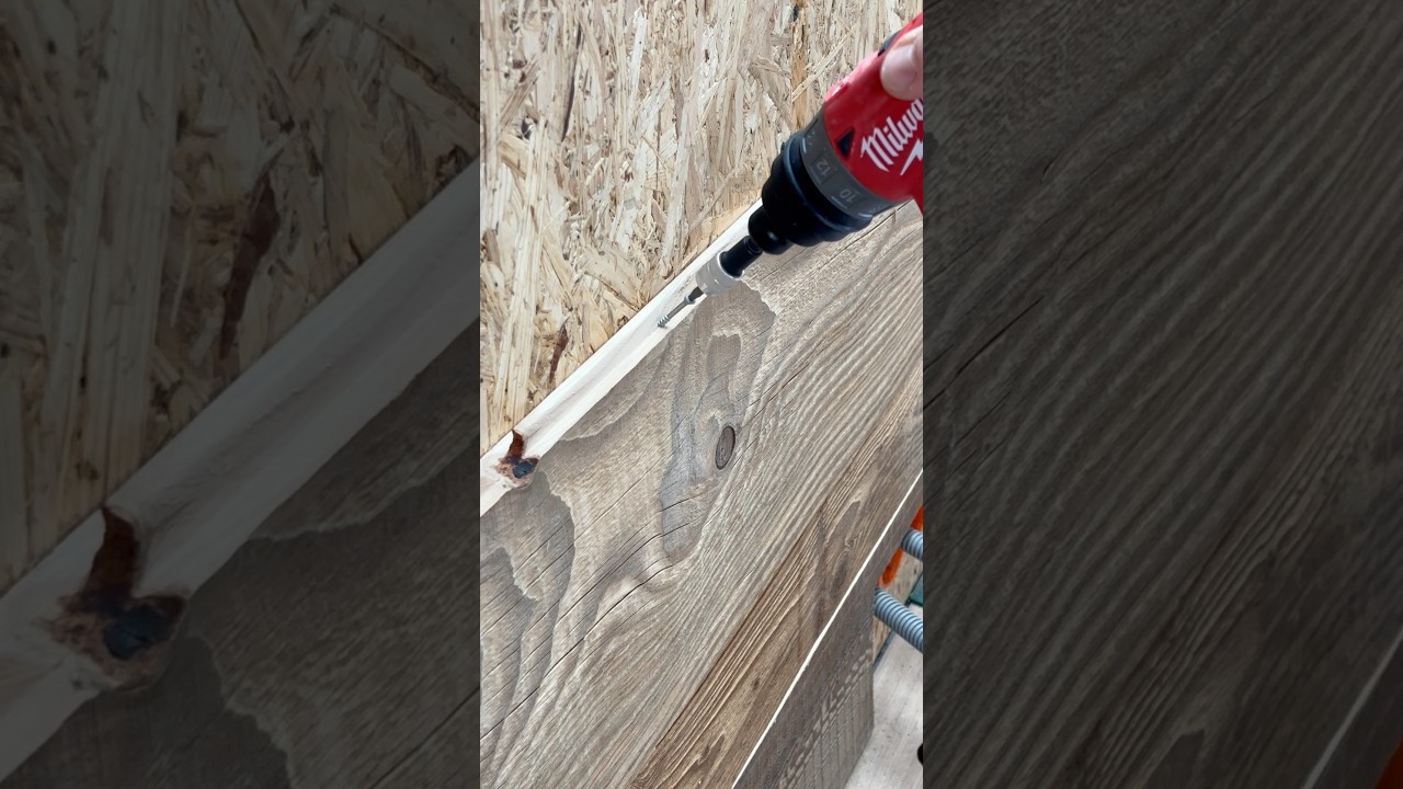 Wandverkleidung unsichtbar verschrauben: so gehts!