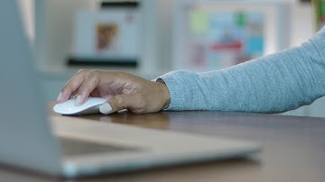 How to Add a Background to Your CEWE PHOTOBOOK