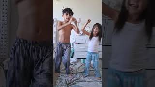 #tradicion remake pineapple flower dance