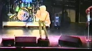 No Doubt IL April 21 96 01 intro Spiderwebs