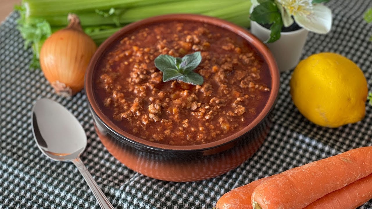 COME FARE IL RAGU', LA RICETTA CLASSICA ITALIANA - YouTube