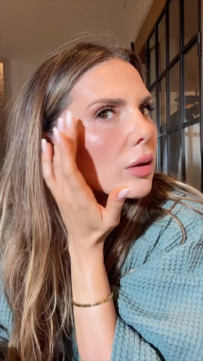 How to do your makeup like a Parisian | ANDREEA ALI #shorts