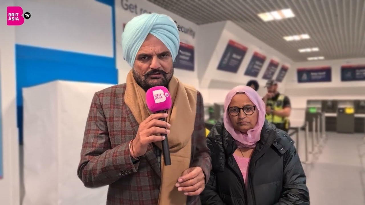 ** PARENTS OF #SidhuMoosewala LEAVE 🇬🇧 UK BACK TO PUNJAB ** Final message from the parents