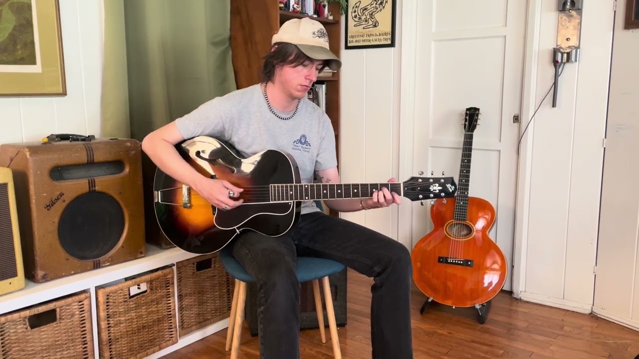 Loar LH-300 Archtop Acoustic Guitar Demo - YouTube