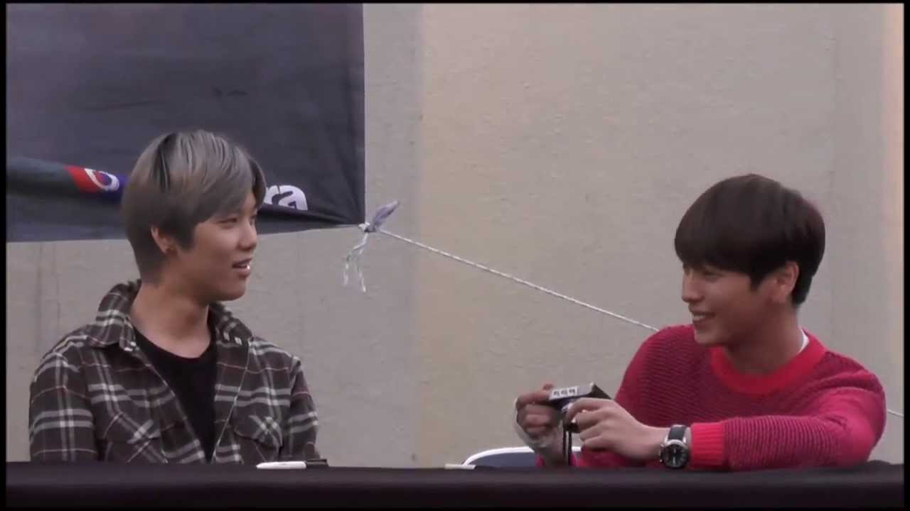 [FANCAM] 130421 B.A.P 원주 팬싸인회 Himchan ♡ Zelo