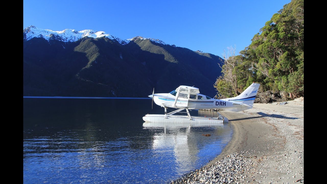 Wings and Water Fiordland sightsee by Floatplane Te Anau, New