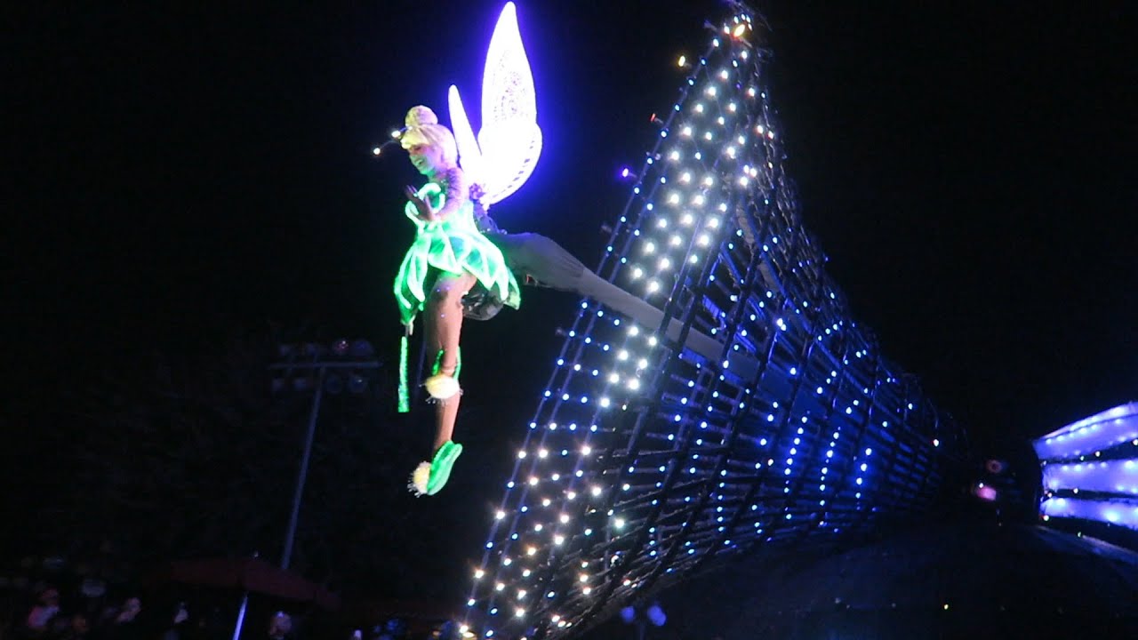 puppy paradise DISNEYLAND VACATION 2015 - DAY ONE - PART 3 - Dark Rides, Fireworks & Paint The Night, Oh My!