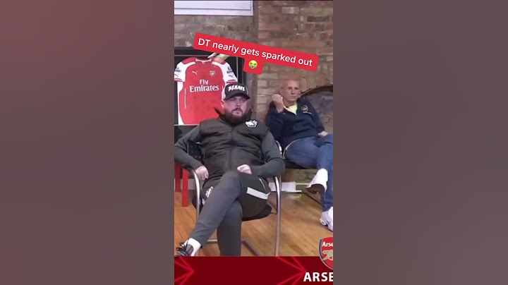 DT Nearly Gets Sparked Out By Lee Judges